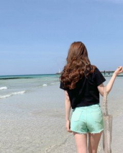pastel color short pants