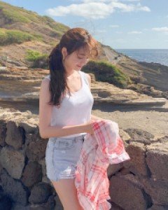 tencel slim sleeveless tee