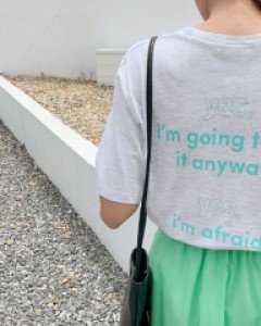 Yes-lettering T-shirt