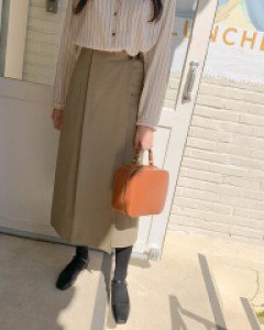 Pintuck button skirt