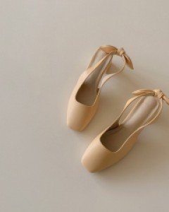 Ribbon middle heel