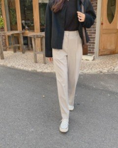 [cle.] Winter Pintuck Pants