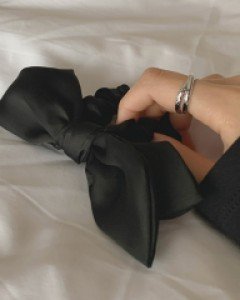 Bunny Ribbon hair strap