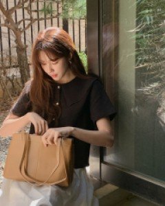 Ritten Middle Shoulder Bag