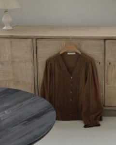 Latte Race Blouse