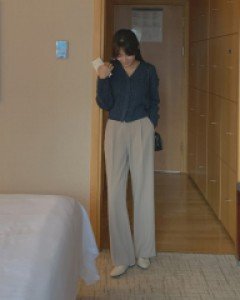 mocca pintuck slacks