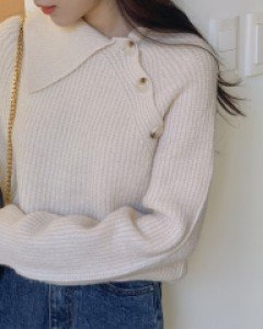 Pretzel Button Knit