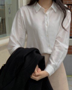 Gleaming Kara Blouse