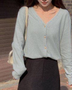 Flo V-neck Cardigan