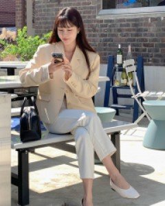 Creamy Button Jacket