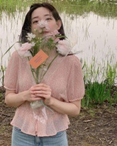 [Same Day Delivery/MADE, CRKO] Belly Floor Blouse