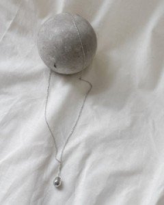 Fallin Silver Necklace
