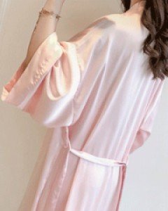 다섯가지 홍차 가운