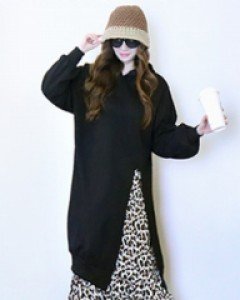 트렌디 블랙 옆트임 루즈핏 레오파드 레이어드 필링롱 후드 원피스