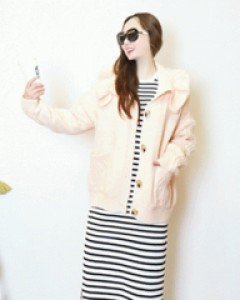 스페셜 베이지 모헤어 프릴 카라 루즈핏 울 니트가디건