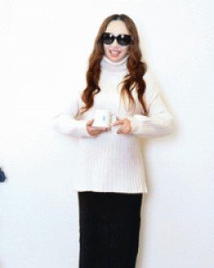 프렌치 블랙 뒷트임 코듀로이 H 라인 밴딩 롱 스커트