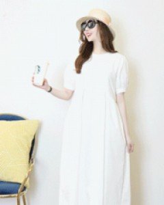 누구보다 사랑스러운 화이트 웨이브 셔링퍼프 소매 루즈핏 롱 원피스