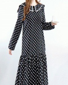감성 블랙 도트 카라넥 셔링 롱 원피스
