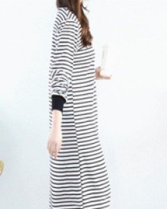 달콤 블랙 스트라이프 루즈핏 옆트임 롱 원피스