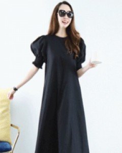 하모니 블랙 볼륨 스모크 프릴 소매 옆트임루즈핏 린넨 롱 원피스