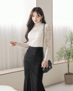 메가 사선셔링 스커트