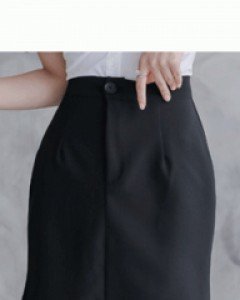 영스 기본단추 스커트