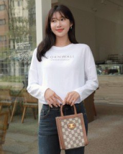 코레닐 레터링티셔츠