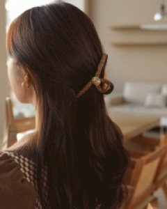 멜라큐빅 꼬임집게핀