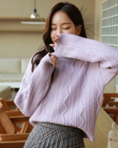 벨리나 꽈배기폴라니트
