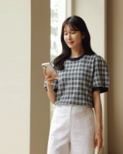 미네체크 반팔맨투맨티