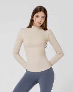 모크넥 슬림핏 롱슬리브 무스크림