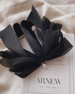 레이어드 볼륨 리본 바나나핀