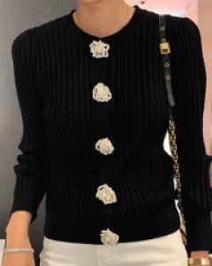 [니쁜스단독30%할인][브랜드퀄리티]진주꽃잎버튼 꽈배기 가디건