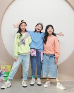 토틀자수맨투맨