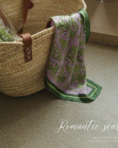 미드잇 고급스러운 실크 패턴 스카프