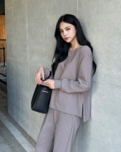 루즈핏 슬릿 티셔츠 #110847