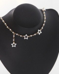 카라 진주 초커 목걸이