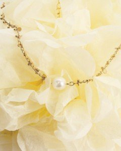 래피 진주 초커 목걸이