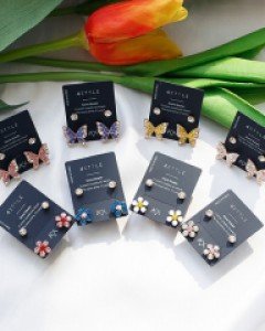 코로멜 큐트 귀걸이