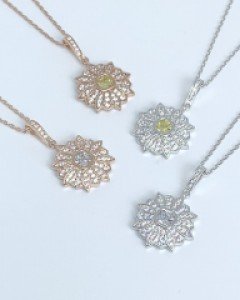 큐빅 썬플라워 목걸이