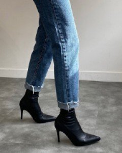 트라이앵클부츠