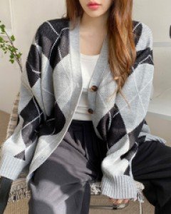 루즈핏아가일가디건