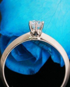 14K 18K 모던 심플 6발 프로포즈 반지 큐빅 다이아몬드