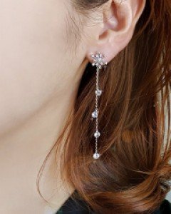 CE1443 스노우 꽃롱 귀걸이