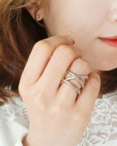 CR1216 볼드 라인 반지