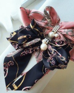 H-1017 블랙핑크 명품체인 롱리본 왕헤어핀 / 2컬러 / 머리핀