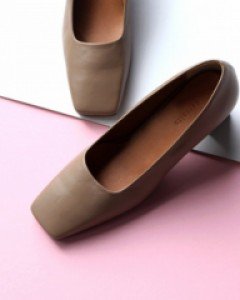 심플라인 스퀘어 토우 4cm 펌프스!