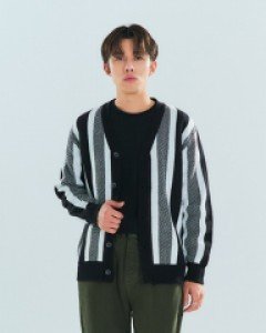KK 스트라이프가디건