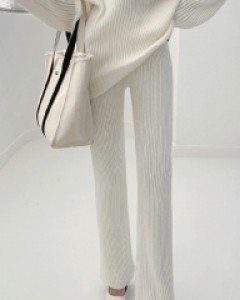 레아 모던 니트 팬츠