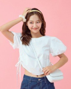 [무료배송] 펌킨 퍼프 사이드 셔링 코튼 블라우스 B1507